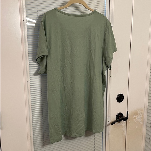Green Short Sleeve Women's Tee - Picture 3 of 3